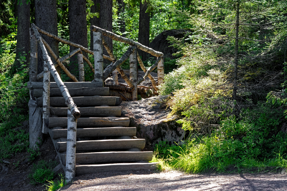 construire un escalier en traverse de chemin de fer