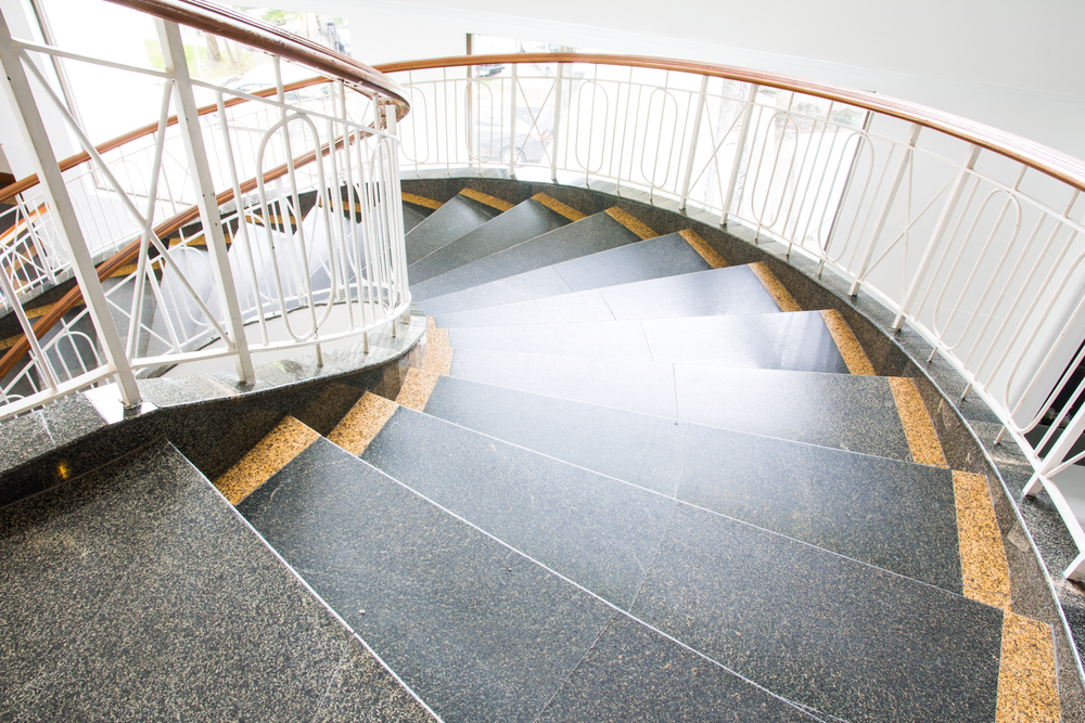 normes concernant la construction d'escaliers publics